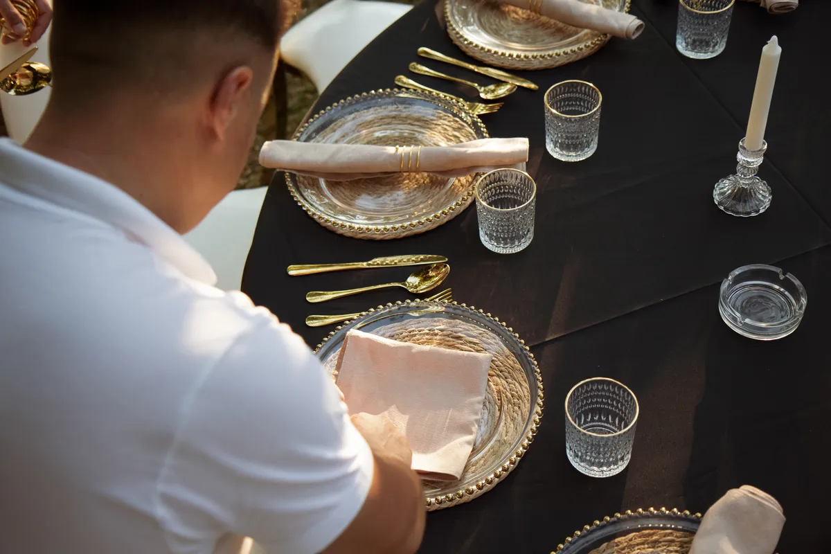Event Rent oprema i postavka za proslavu na otvorenom — fotografija 18